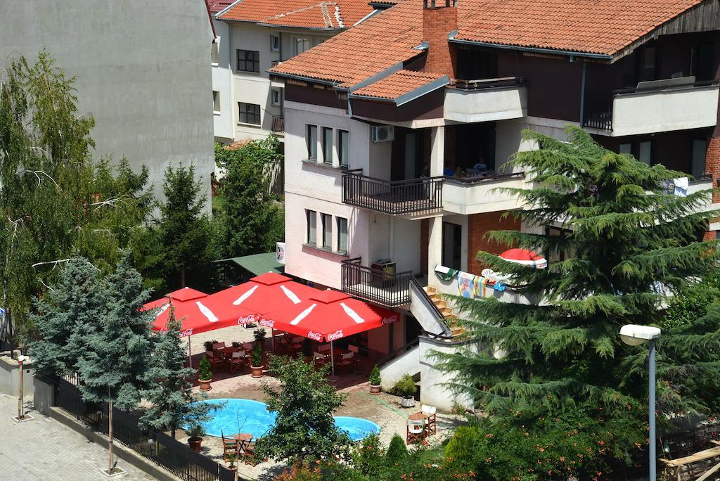 אוהריד Apartments Ristak מראה חיצוני תמונה