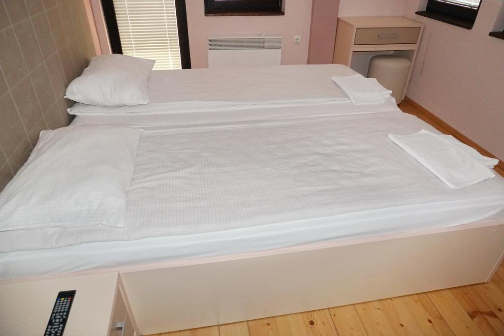 אוהריד Apartments Ristak מראה חיצוני תמונה