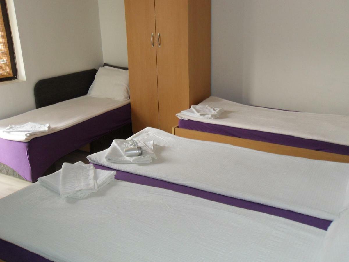 אוהריד Apartments Ristak מראה חיצוני תמונה