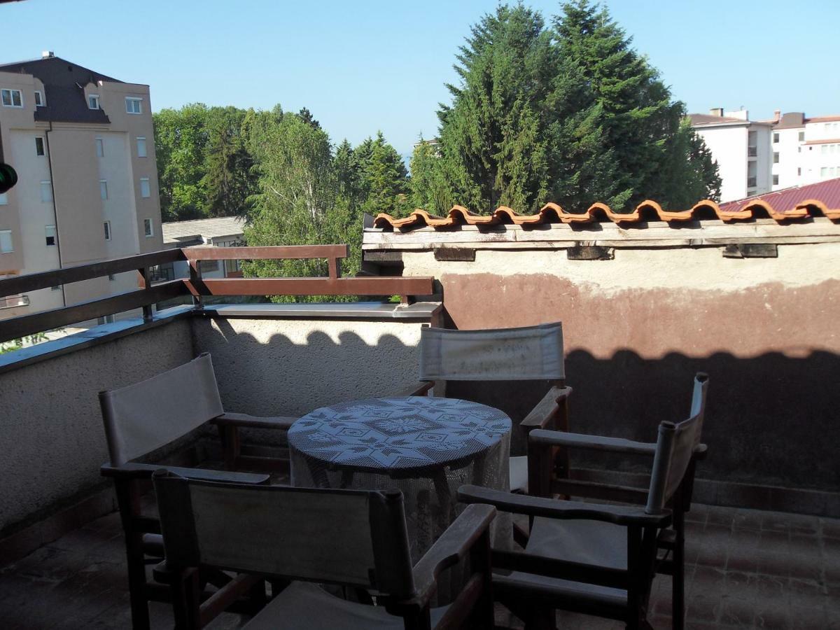 אוהריד Apartments Ristak מראה חיצוני תמונה