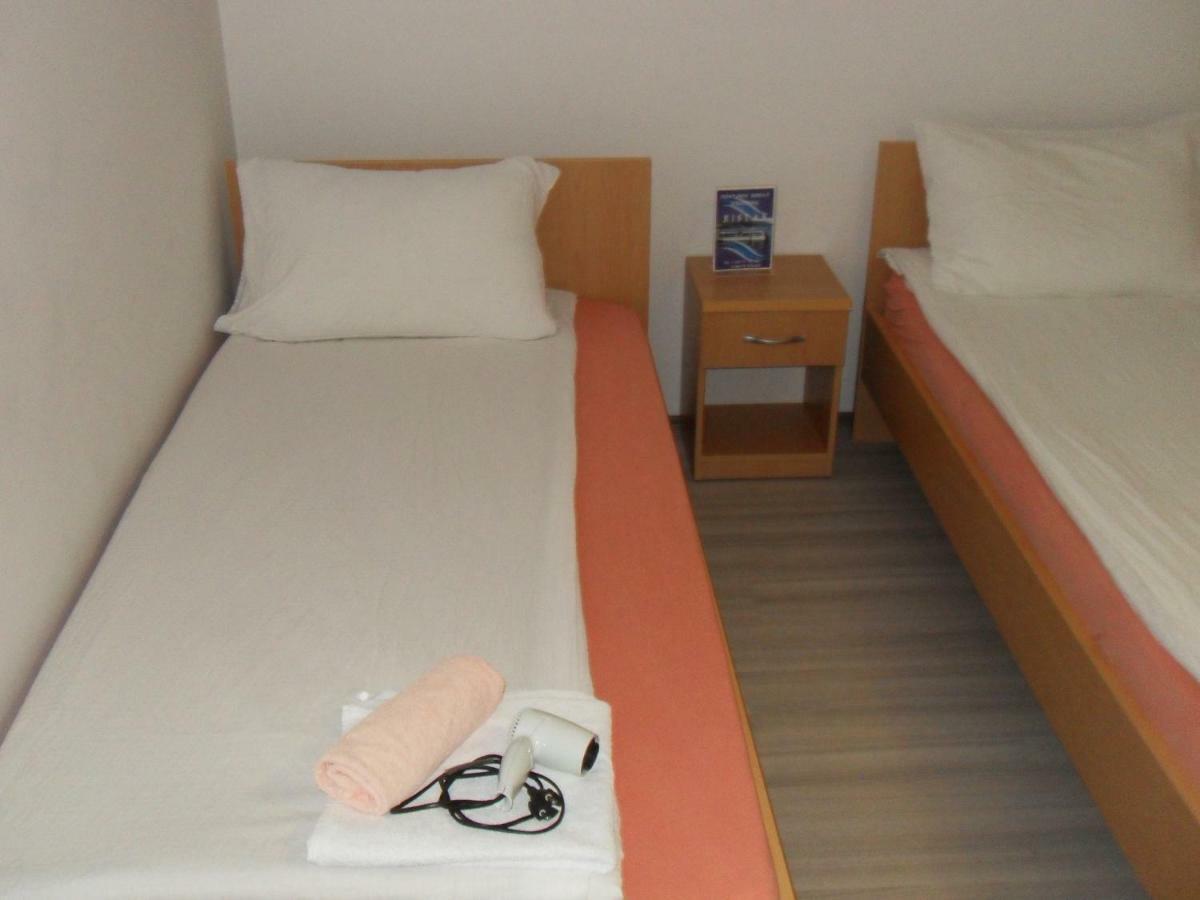 אוהריד Apartments Ristak מראה חיצוני תמונה